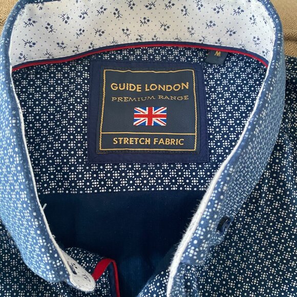 GUIDE LONDON PREMIUM RANGE Men's Size Medium Navy Geometric Dress Shirt H11 - Picture 3 of 4